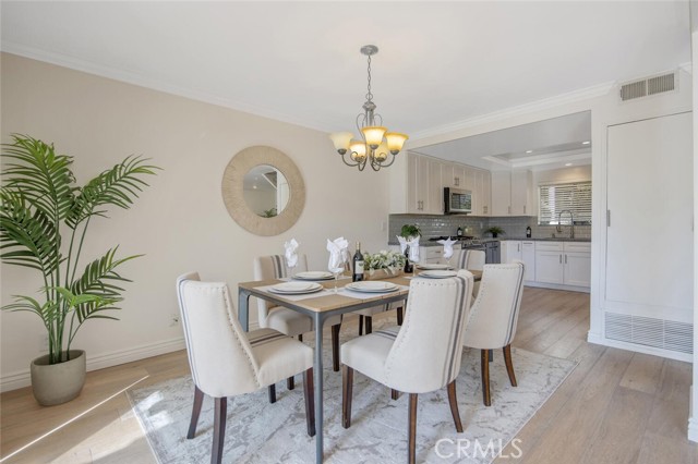 Detail Gallery Image 4 of 27 For 1158 S Westlake, Westlake Village,  CA 91361 - 3 Beds | 3 Baths