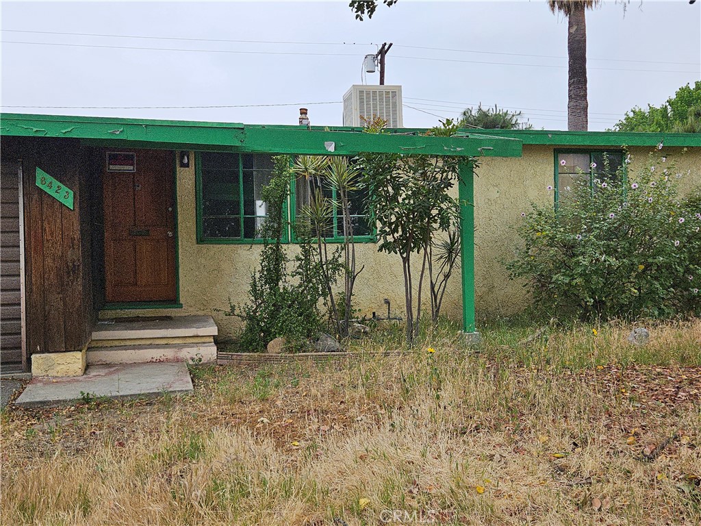8423 Mammoth Avenue