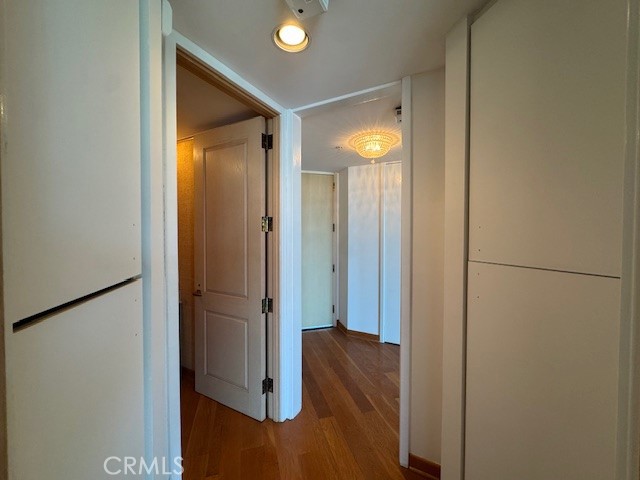 10490 Wilshire Boulevard, Los Angeles CA: https://media.crmls.org/medias/a9c1e0b0-b2d1-4923-8fc8-d4a04a6a86dc.jpg