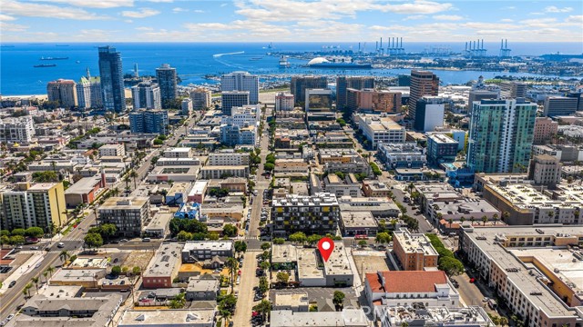 Image 44 of 47 For 425 4th Street E