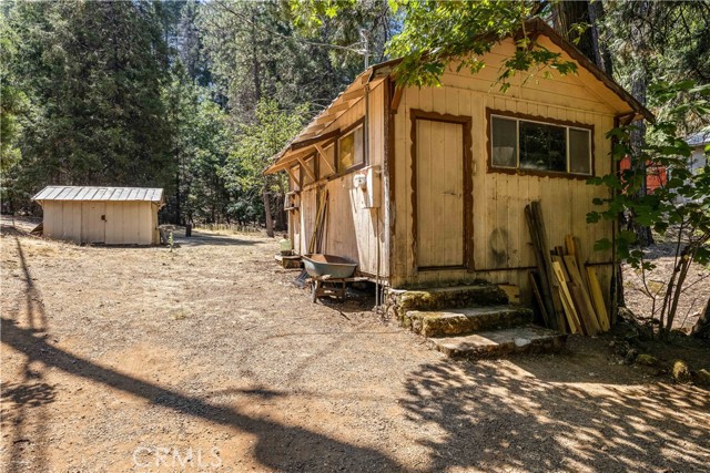 10899 Highway 175, Kelseyville CA: https://media.crmls.org/medias/a9c2dece-3cd7-4921-94ab-d1bb6d5c05b0.jpg