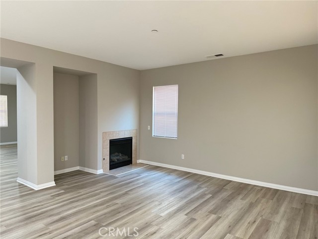 Detail Gallery Image 18 of 36 For 4547 Nicole Way, Riverside,  CA 92501 - 5 Beds | 3/1 Baths