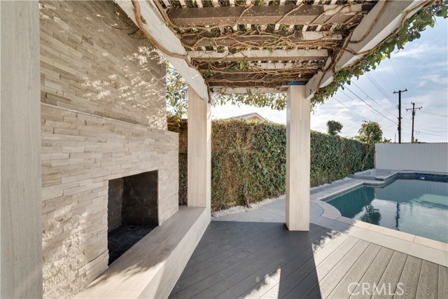 Detail Gallery Image 3 of 18 For 1920 E Barkley, Orange,  CA 92867 - 4 Beds | 3 Baths