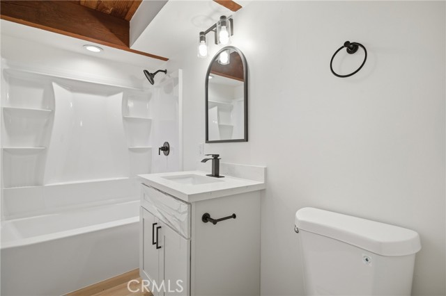 Detail Gallery Image 20 of 47 For 2386 Independence Ln, Running Springs,  CA 92382 - 2 Beds | 1/1 Baths