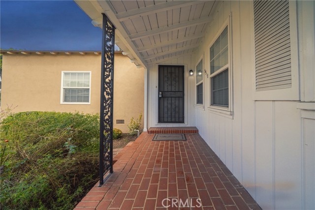 Detail Gallery Image 5 of 39 For 5518 Norwalk Bld, Whittier,  CA 90601 - 3 Beds | 2 Baths