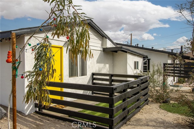 Detail Gallery Image 12 of 26 For 11052 West Dr, Morongo Valley,  CA 92256 - 3 Beds | 2 Baths