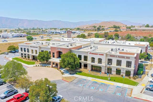 31571 Canyon Estates Drive, Lake Elsinore, California 92532, ,Commercial Lease,For Rent,31571 Canyon Estates Drive,CRIG24168968