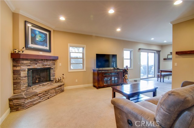 18415 Mansel Avenue, Redondo Beach, California 90278, 3 Bedrooms Bedrooms, ,2 BathroomsBathrooms,Residential,Sold,Mansel,PV22017335