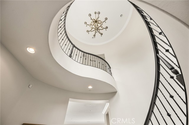 Image 12 of 69 For 33 Sorrel  