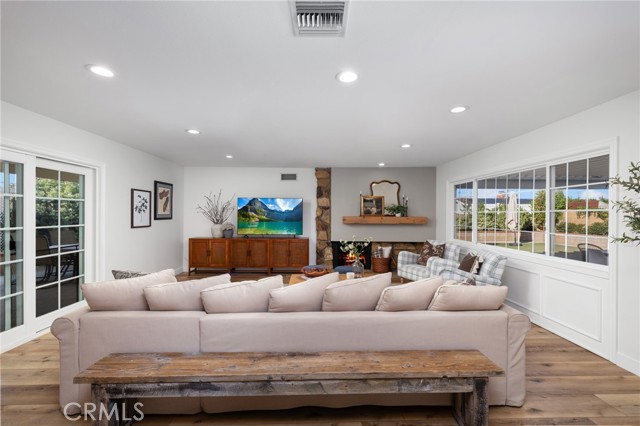 Detail Gallery Image 5 of 33 For 5121 Cedarlawn, Placentia,  CA 92870 - 3 Beds | 2 Baths