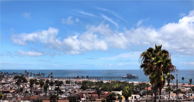 Detail Gallery Image 2 of 6 For 17 Ima Loa Ct, Newport Beach,  CA 92663 - 2 Beds | 2/1 Baths