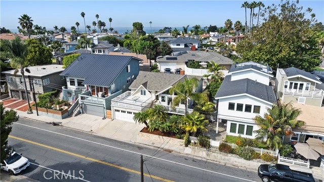 Detail Gallery Image 3 of 33 For 208 W Avenida De Los Lobos Marinos, San Clemente,  CA 92672 - 2 Beds | 2 Baths