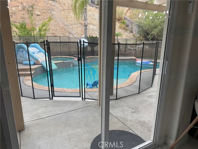 23670 Descanso Drive, Moreno Valley CA: https://media.crmls.org/medias/a9c9be57-3896-446f-9b59-5efd981c2ec6.jpg