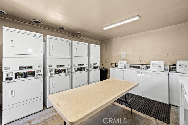 Detail Gallery Image 27 of 37 For 5050 Linden Ave. #62,  Long Beach,  CA 90805 - 1 Beds | 1 Baths