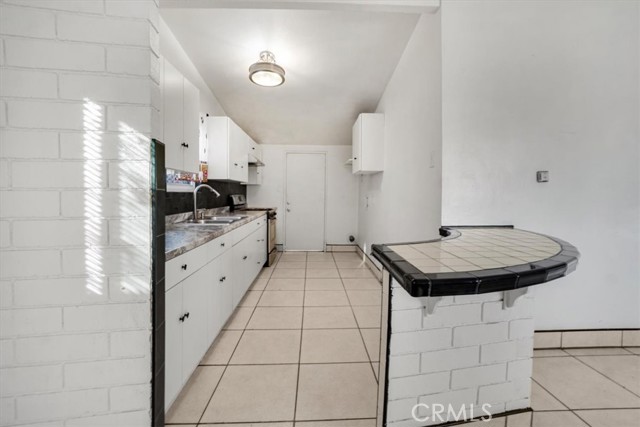 Detail Gallery Image 17 of 42 For 1106 W Flora St, Ontario,  CA 91762 - 2 Beds | 1/1 Baths