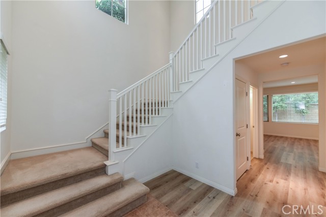 Detail Gallery Image 2 of 43 For 60 Brindisi, Irvine,  CA 92618 - 3 Beds | 2/1 Baths