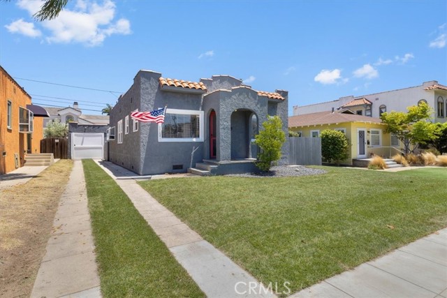 1742 Martina Avenue, Torrance CA: https://media.crmls.org/medias/a9cc102c-78b8-444a-b7b7-44f5d829e29f.jpg