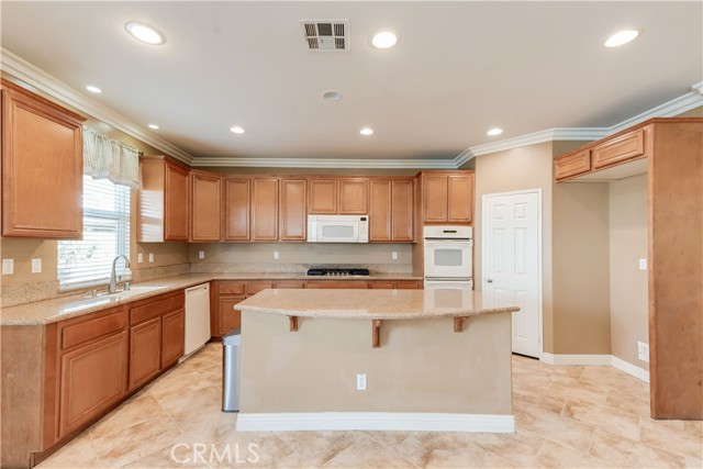 Detail Gallery Image 6 of 25 For 7852 Sorrel Ln Ln, Corona,  CA 92880 - 5 Beds | 4 Baths