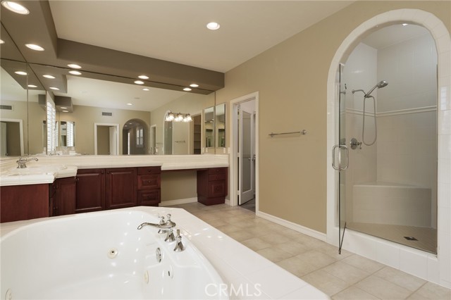 6471 Frampton Circle, Huntington Beach CA: https://media.crmls.org/medias/a9cdcabb-1b23-4977-894a-e83ea3caec98.jpg