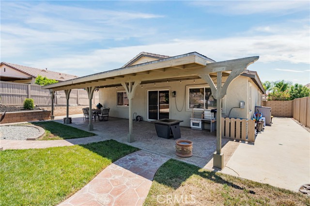 23470 Badger Creek Lane, Menifee CA: https://media.crmls.org/medias/a9ce5153-a51a-4001-aee7-2c9530e6b274.jpg