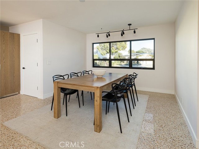 Detail Gallery Image 33 of 62 For 355 Hillcrest St, El Segundo,  CA 90245 - 5 Beds | 3 Baths