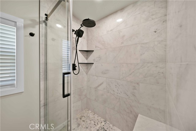 Detail Gallery Image 14 of 36 For 1217 Crag Walk, Redding,  CA 96003 - 2 Beds | 2 Baths