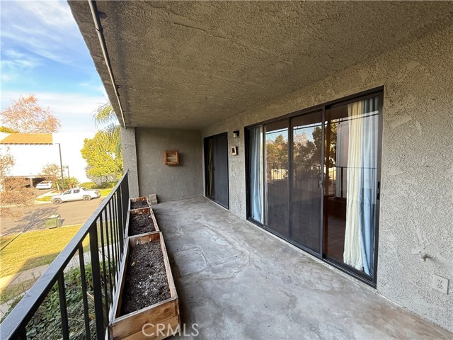Detail Gallery Image 12 of 14 For 242 E Fern Ave #103,  Redlands,  CA 92373 - 1 Beds | 1 Baths