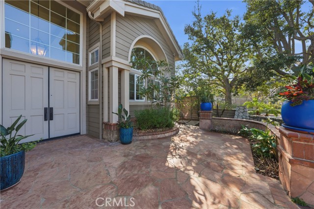 Detail Gallery Image 5 of 66 For 6771 Pimlico Cir, Huntington Beach,  CA 92648 - 4 Beds | 3/1 Baths