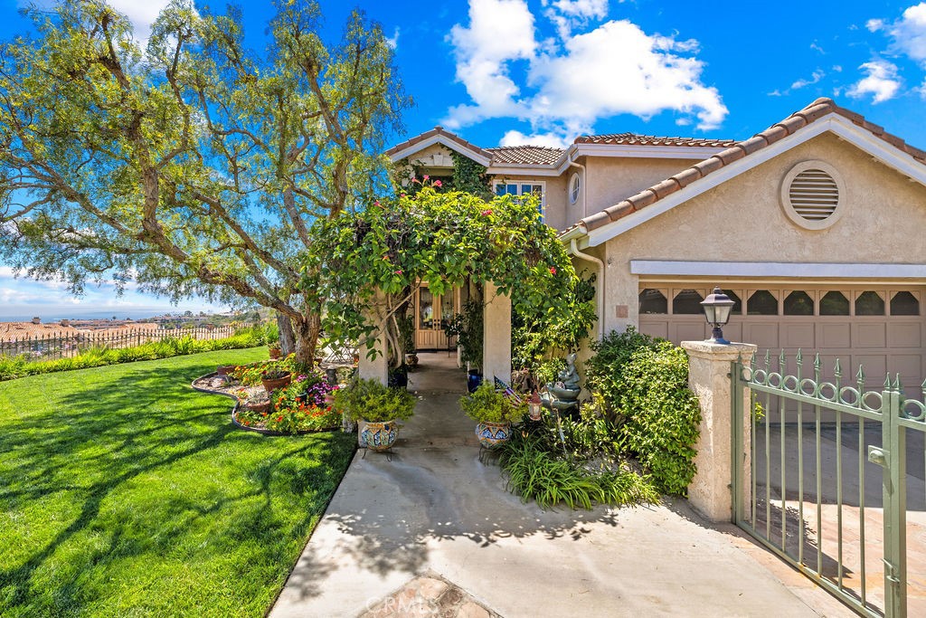 MLS #OC26130634 image #3