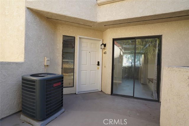 43 Pearl, Laguna Niguel CA: https://media.crmls.org/medias/a9d01275-2756-48c0-8a82-40dac8d3f246.jpg