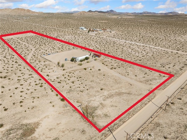 Detail Gallery Image 22 of 26 For 39626 E End Rd, Lucerne Valley,  CA 92356 - 2 Beds | 1 Baths