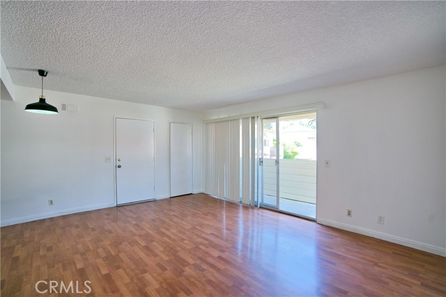 Detail Gallery Image 10 of 27 For 1404 Prospect Ave #E,  San Gabriel,  CA 91776 - 2 Beds | 2 Baths