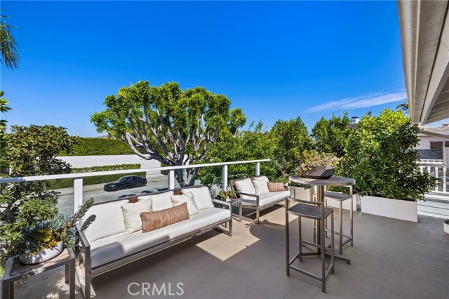 Detail Gallery Image 30 of 58 For 1613 E Balboa, Newport Beach,  CA 92661 - 4 Beds | 2 Baths