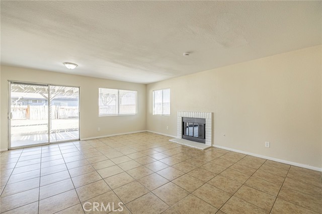 43602 Serenity Court, Lancaster CA: https://media.crmls.org/medias/a9d0b44a-d198-4ed7-8968-15b9bb2a96e8.jpg