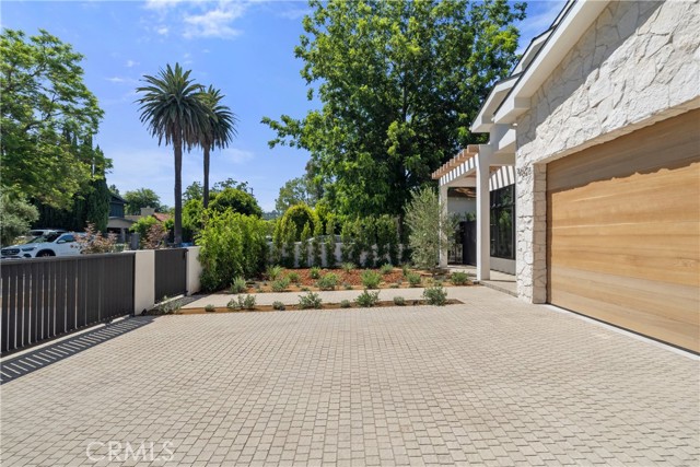 Detail Gallery Image 56 of 65 For 4625 Vesper Ave, Sherman Oaks,  CA 91403 - 5 Beds | 5/2 Baths