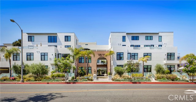 399 E Del Mar Boulevard, Pasadena CA: https://media.crmls.org/medias/a9d1eb00-f084-4d72-93fb-c542b32df3bc.jpg