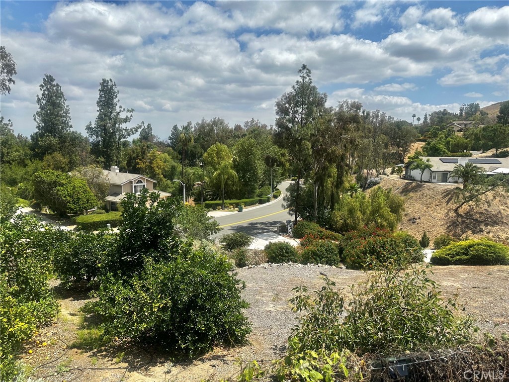 https://media.crmls.org/medias/a9d25f03-b907-4e08-94ae-ca58f9497ccc.jpg?preset=X-Large