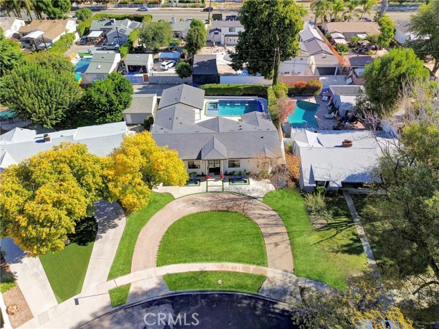 Detail Gallery Image 7 of 75 For 7714 Lasaine Ave, Northridge,  CA 91325 - 3 Beds | 3/1 Baths