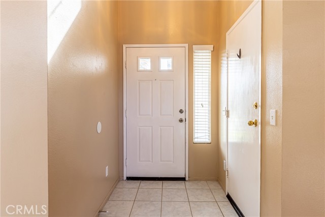 Detail Gallery Image 6 of 59 For 2658 Sena St, Corona,  CA 92882 - 3 Beds | 2/1 Baths