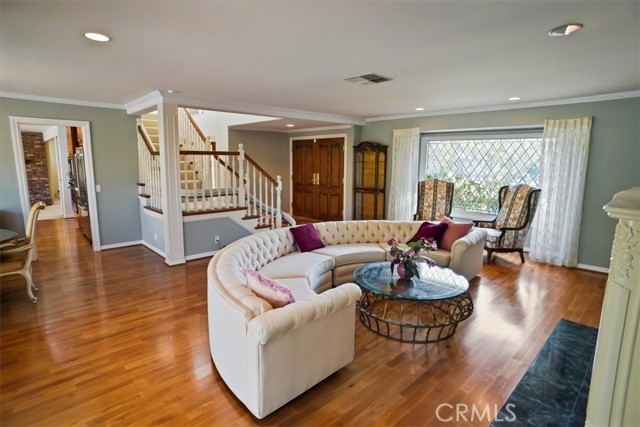 Detail Gallery Image 6 of 34 For 19201 Castlebay Ln, Porter Ranch,  CA 91326 - 3 Beds | 3 Baths