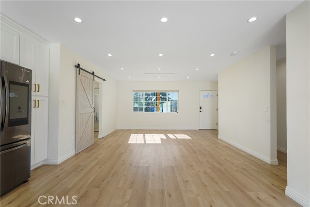 Detail Gallery Image 12 of 41 For 12317 Roscoe, Sun Valley,  CA 91352 - 3 Beds | 2 Baths