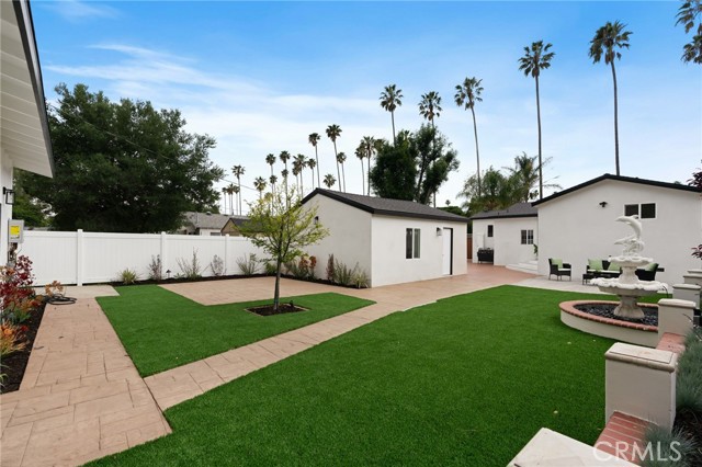 7538 Remmet Avenue, Canoga Park CA: https://media.crmls.org/medias/a9d56675-1b9d-4e59-85a0-a2dfa6839617.jpg