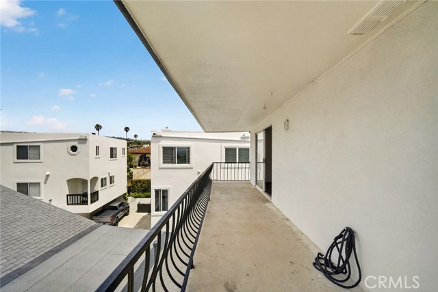 Detail Gallery Image 36 of 59 For 237 Avenida Montalvo #B,  San Clemente,  CA 92672 - 3 Beds | 3 Baths