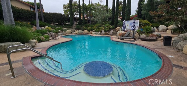1364 Park Plaza Drive, Long Beach CA: https://media.crmls.org/medias/a9d8b709-adba-473a-a07b-dfe73eec44dd.jpg