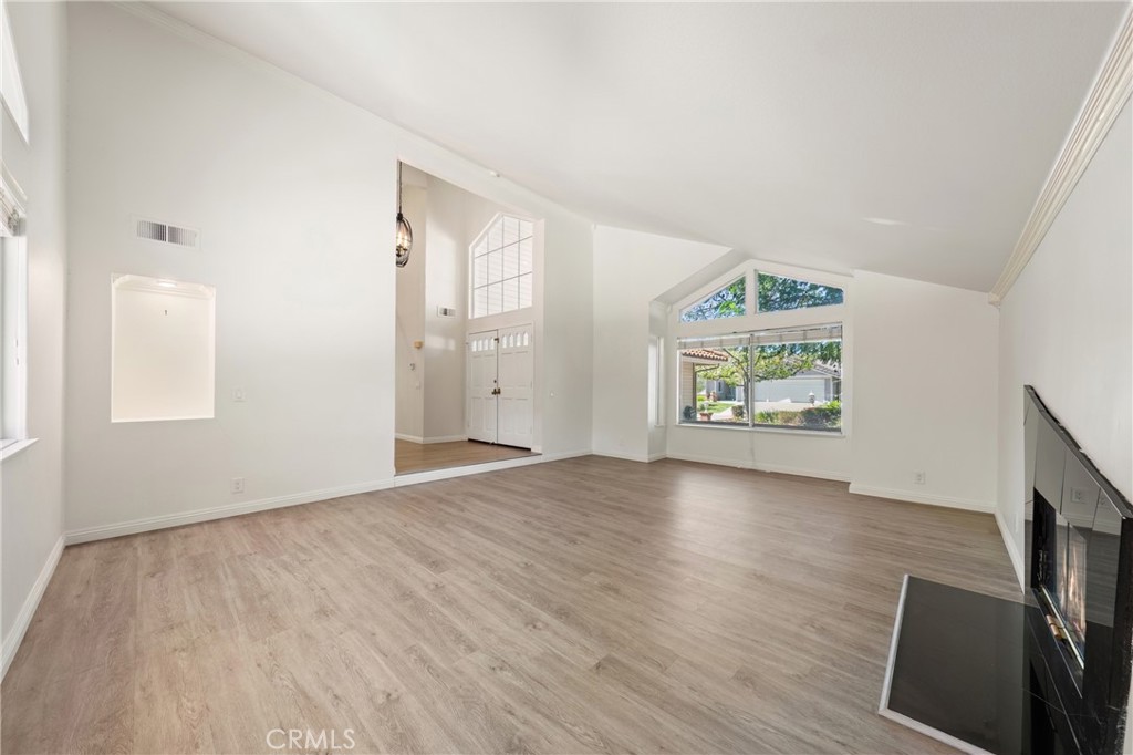 MLS #SR26191485 image #2
