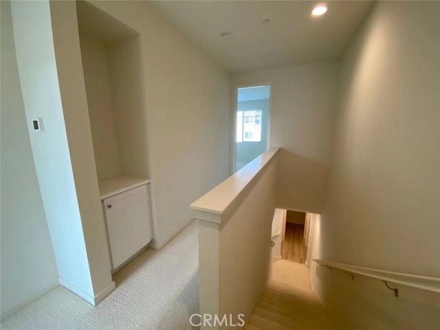 143 Frame, Irvine CA: https://media.crmls.org/medias/a9d8d691-0f88-430b-ad6d-cd9a7d74078c.jpg