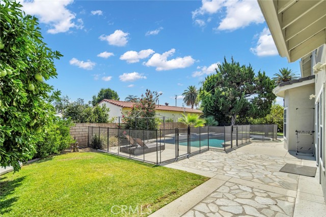 2122 S 3rd Avenue, Arcadia CA: https://media.crmls.org/medias/a9d8ee3c-0d29-4510-b509-d402c8d5ba38.jpg
