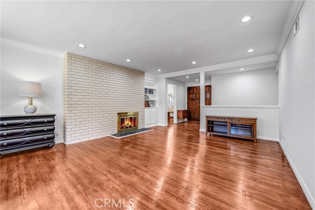 100 Arthur, Arcadia CA: https://media.crmls.org/medias/a9d9ac08-558b-4ad4-89e1-a73a8d1dd710.jpg