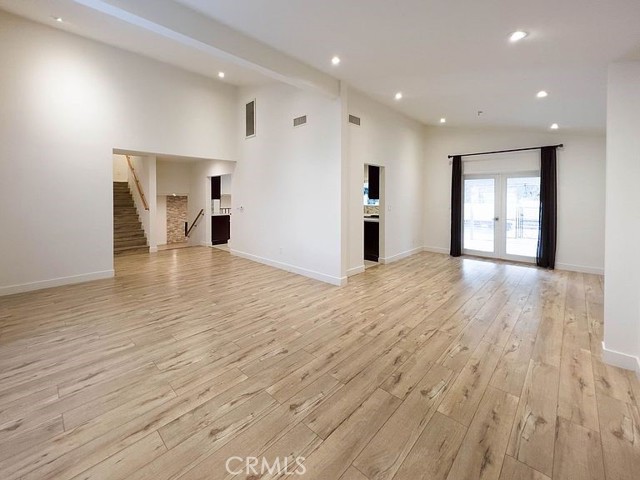12585 Byron Avenue, Granada Hills CA: https://media.crmls.org/medias/a9d9df43-b6f5-418e-8cd7-dcd4a1db270d.jpg