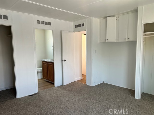 1455 S State Street, Hemet CA: https://media.crmls.org/medias/a9da37aa-c225-4b2a-863b-173f419e2e8b.jpg
